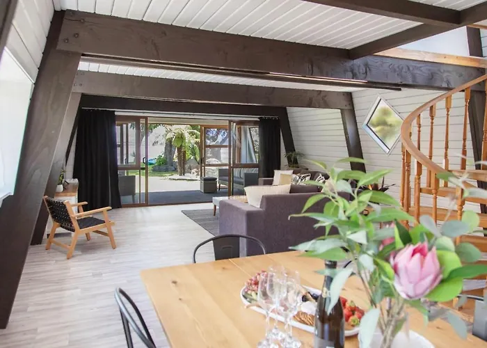 Lakeside Landing Ferienhaus